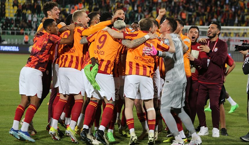 Süper Lig'de Heyecan Devam Ediyor | Şampiyonluğa çok yaklaşan Galatasaray'ın kaç maçı kaldı?