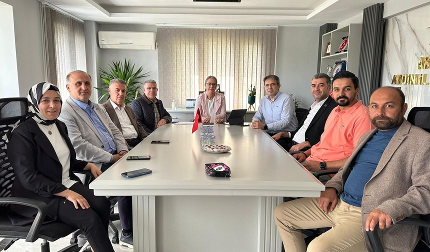 AK Parti Aydın’da seçim masaya yatırıldı