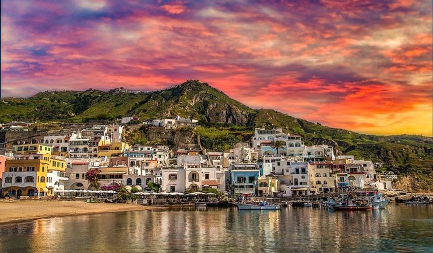 Avrupa'nın Gizli Cennetlerin | Muhteşem Sahil Kasabaları'nı Keşfedin!