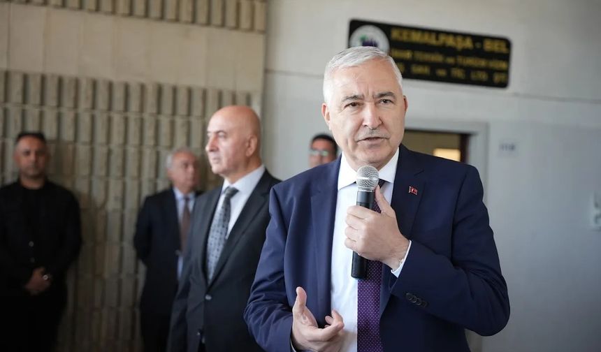 Başkan Mehmet Türkmen'den Kemalpaşa Belediyesi çalışanlarına yeni dönem mesajları