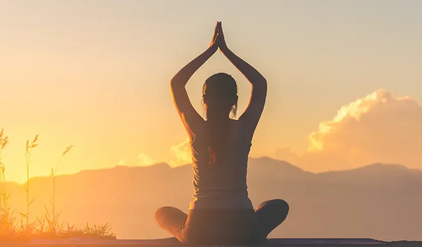 Yoga ile ruhunuzu ve bedeninizi yenileyebilirsiniz!