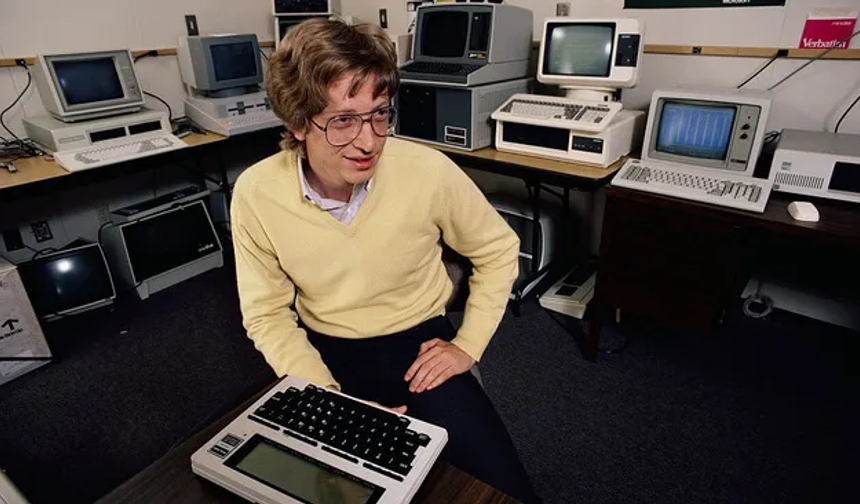Bill Gates, çocukluğunu anlattığı kitaba ismi buldu: "Kaynak kodu"