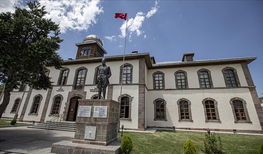 Numan Kurtulmuş: Erzurum Kongresi, güçlü bir Meclis'in temellerini attı