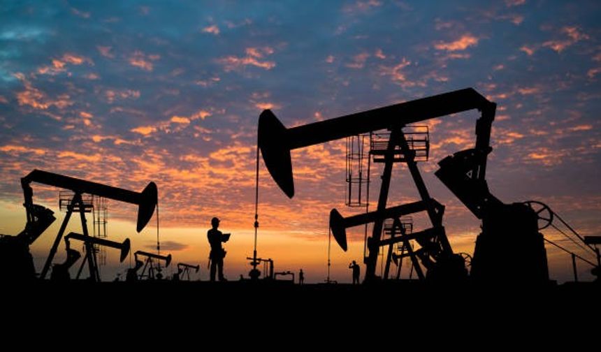 İsrail’in İran’a saldırısıyla birlikte petrol fiyatlarında sert yükseliş