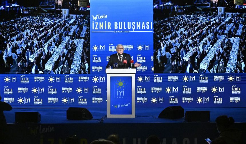 Müsavat Dervişoğlu İzmir'de konuştu: "Adalet dilenmiyoruz, hesap soracağız!"