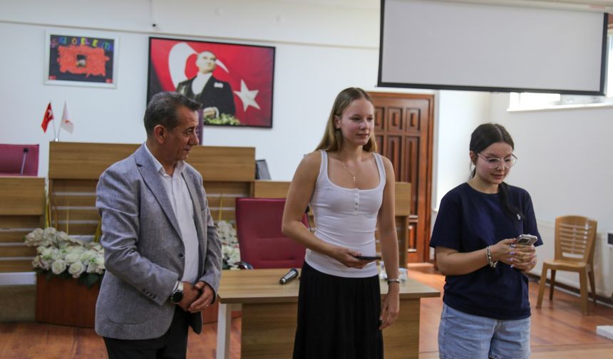 Başkan Yetişkin özel konuklarıyla buluştu