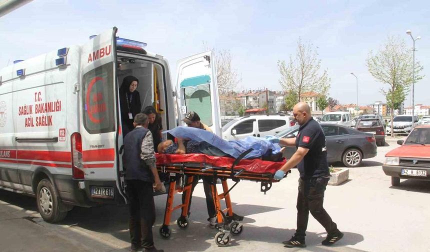 Çapa motoruna ayağını kaptıran çiftçi yaralandı