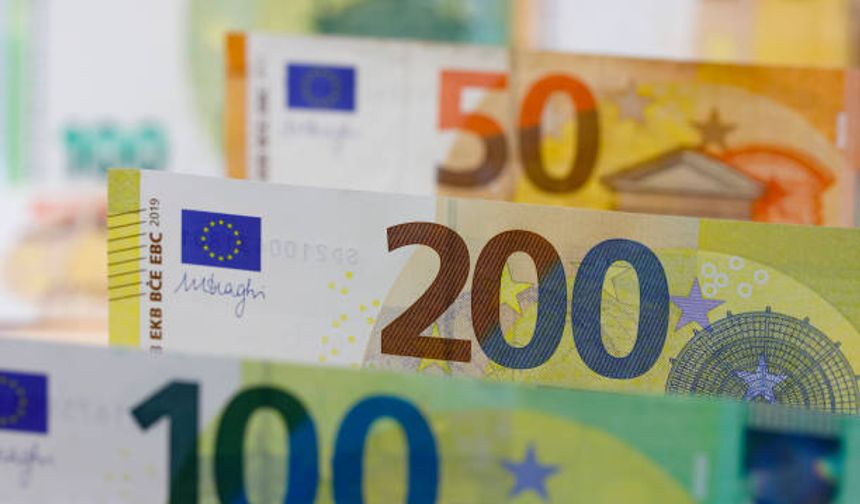 Euro'ya veda: Avrupa'da artık nakit para geçmeyecek!