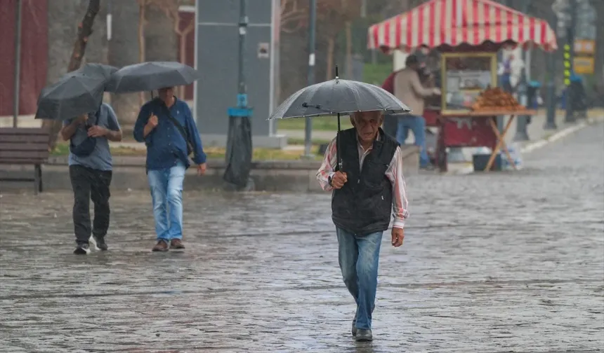 İzmir'in 4 aylık 'yağmur' hasreti sona erdi!