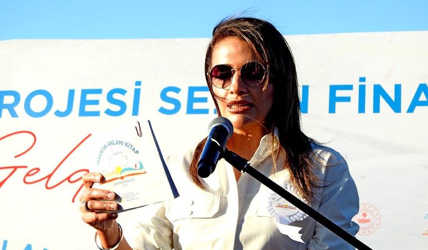 Çeşme’de, "Hayatın Anlamı Kitap" projesinin dördüncü sezonunu tamamlandı