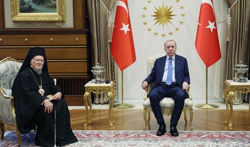 Külliye'de dikkat çeken kabul