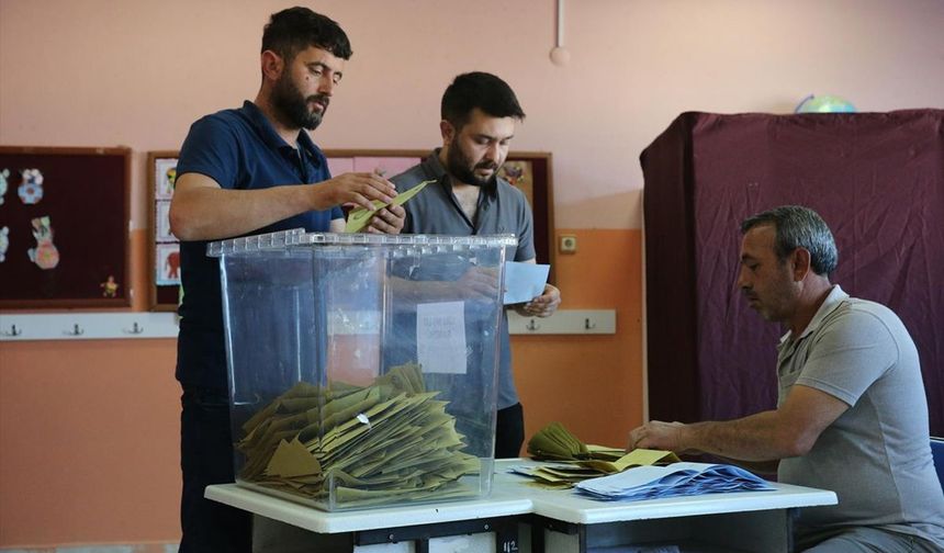 Sandıklar kapandı, sonuçlar netleşti: 6 beldede yeni dönem başladı