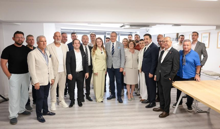 Konak’ta iki Cumhuriyet Kütüphanesi daha hizmete açıldı