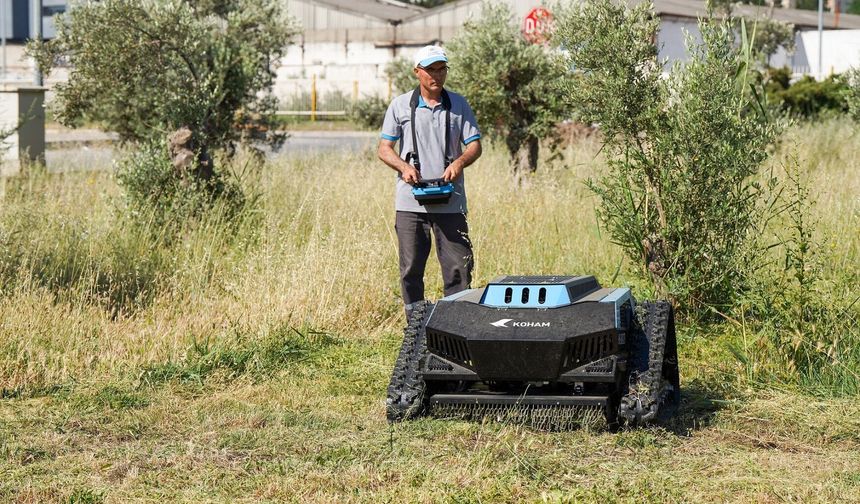 Gaziemir’de ot temizliğinde robot dönemi başladı