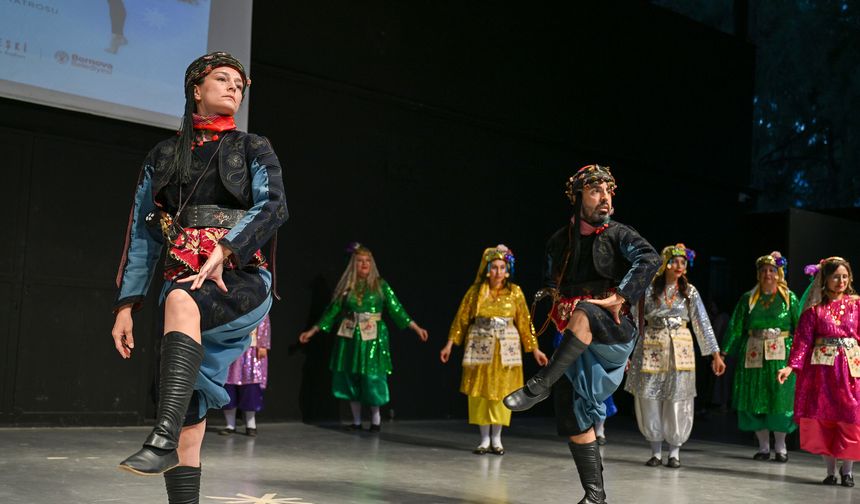 Bornova'da Dansın Renkleri Gecesi büyüledi