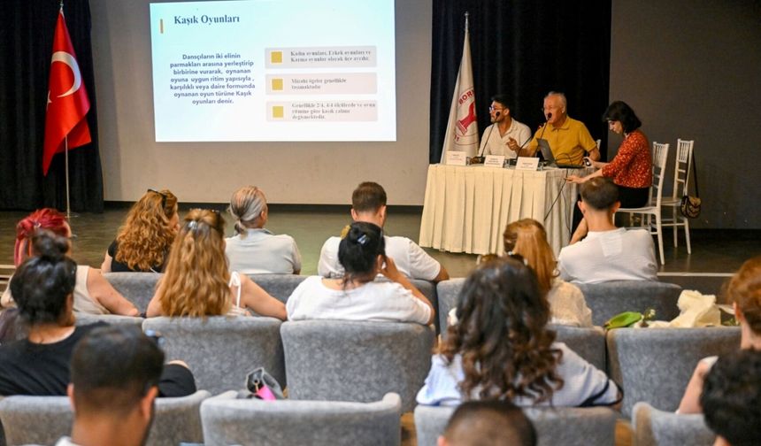 5. Bornova Halk Dansları Festivali coşkulu açılışla başladı