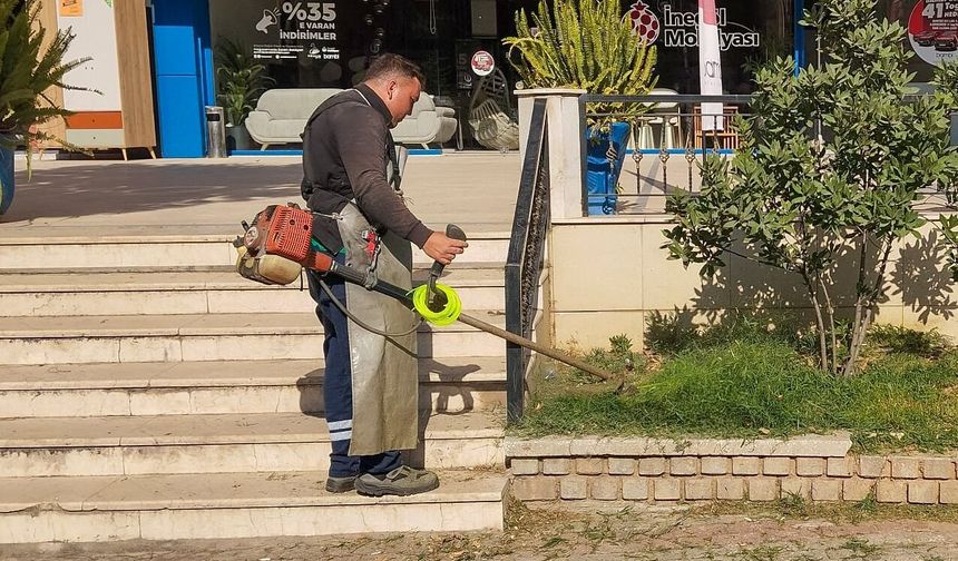 Efeler Belediyesi’nden kesintisiz çevre mesaisi