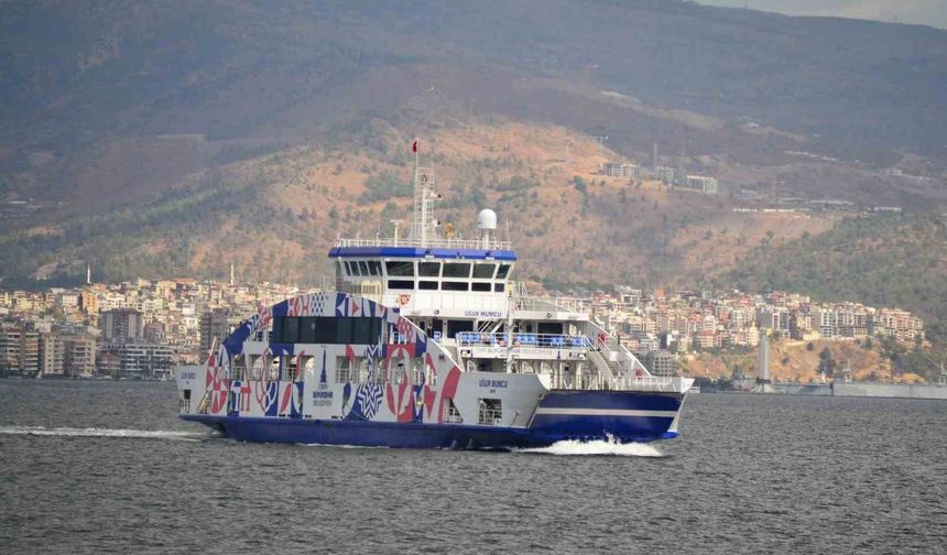 İZDENİZ’in ek seferleriyle 20 bin araç trafiğe çıkmadı