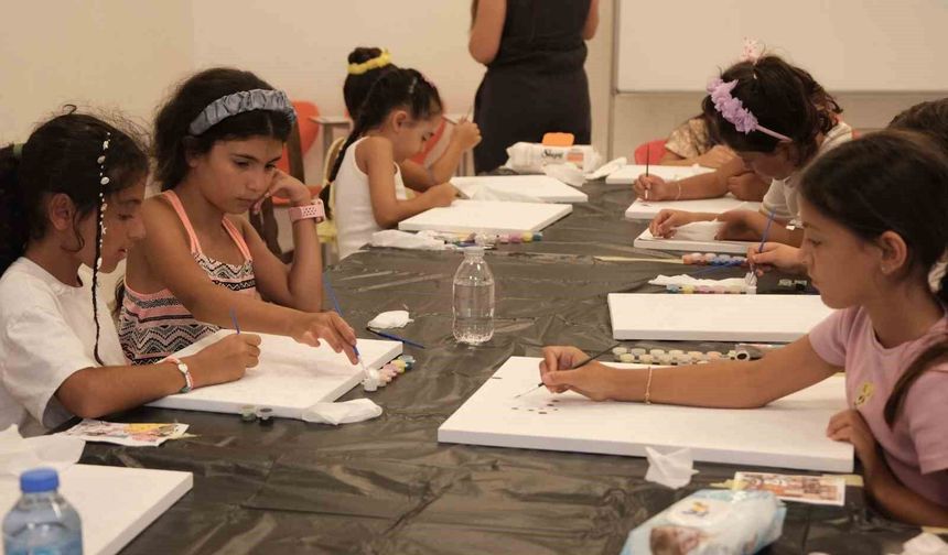 Bodrum Belediyesinden çocukların gelişimine sanat desteği