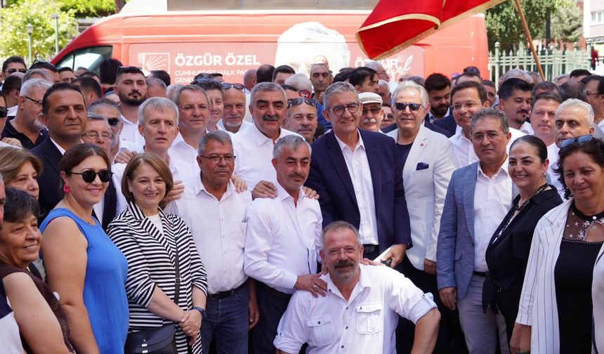 Ayvalık'ta CHP'den toplu istifa! YENİ Parti mesajı