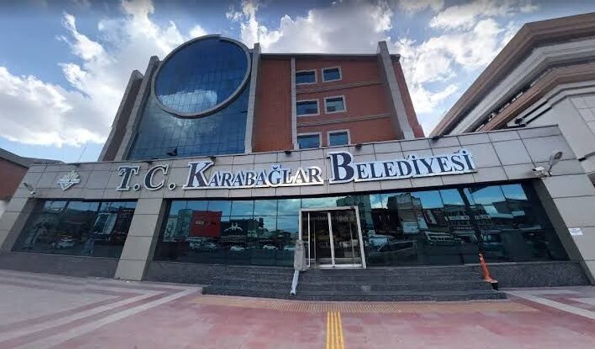 Karabağlar'da kapalı toplantı polemiği: AK Parti'den soru