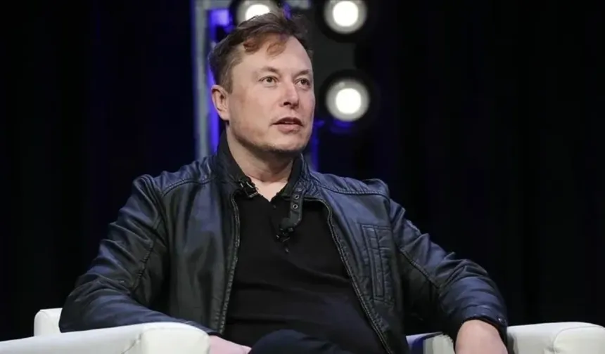 Elon Musk trilyoner unvanını kaybetti