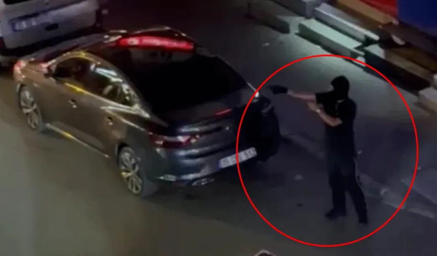 Karabağlar’da kar maskeli saldırgan kuyumcuya kurşun yağdırdı