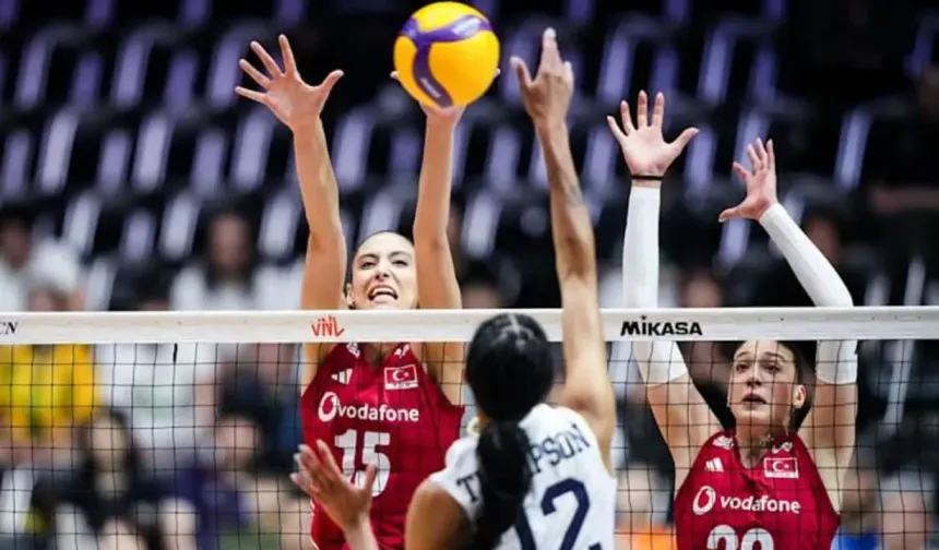 Filenin Sultanları lider ABD’ye direndi ama final setinde yıkıldı