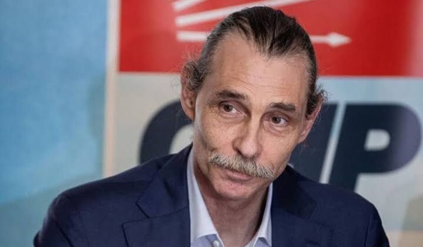 Erdal Beşikçioğlu CHP'de kaldı, Etimesgut'ta istifalar yaşandı