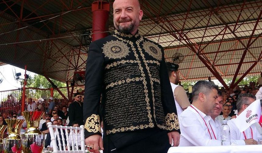 Rekor teklifle altın kemer onun oldu