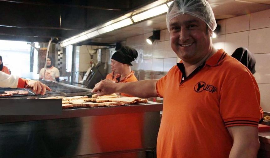 Köfteci Yusuf ile başlayan tartışma Meclis’e taşınıyor: Restoranların açık alanları da yasak kapsamına girebilir