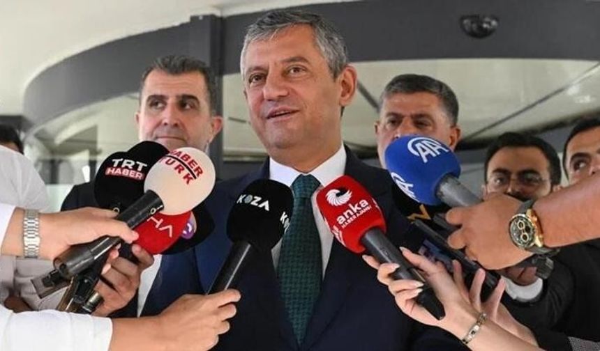 SON DAKİKA | 'Yeni Parti' için ilk adımı atan Özel konuştu
