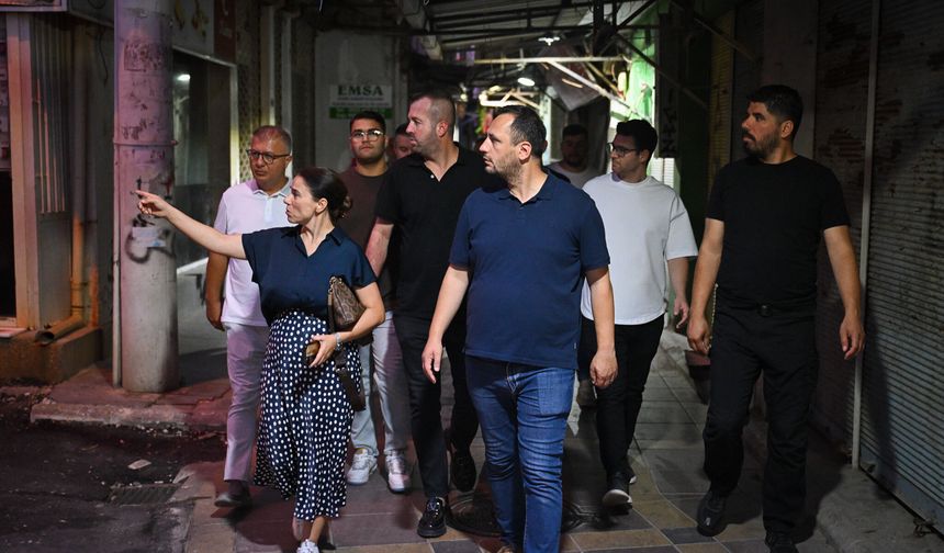 280 sokak asfaltla buluşuyor
