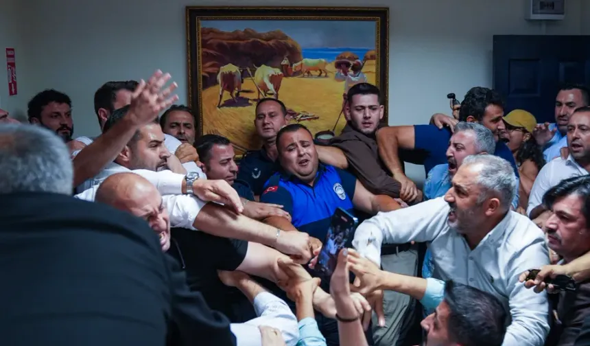 Gümrükçü anlattı: Menderes’te seçim günü neler oldu?