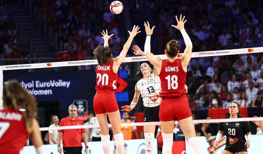 A Milli Kadın Voleybol takımı Macaristan'ı 3-0 geçti