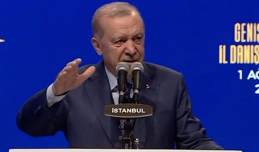 Erdoğan: "AK Parti ailesine katılan belediye başkanlarımıza hoş geldiniz"