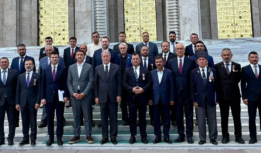 Hulusi Akar: Şehit aileleri için yeni yasa teklifi
