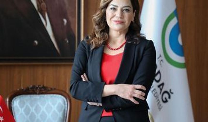 Candan Yüceer CHP’den istifa ederek Yeni Parti’ye geçti