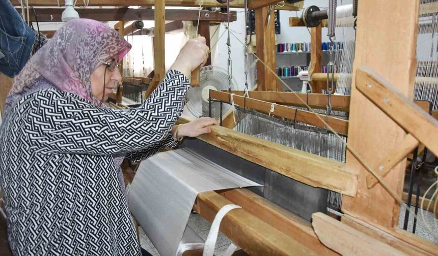 Manisa Bezi, kadınların emeğiyle yeniden hayat buluyor