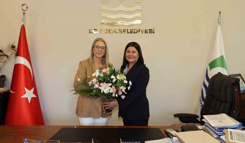 AK Parti’ye geçen Foça Belediye Başkanı’na Çankırı’dan destek ziyareti