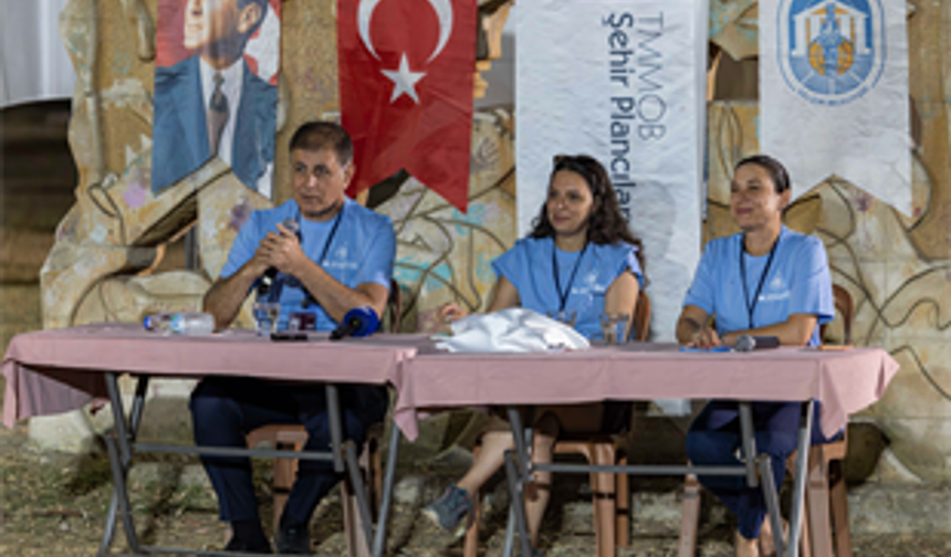 “İzmir’in geleceğini 50 yıllık planlarla şekillendiriyoruz”