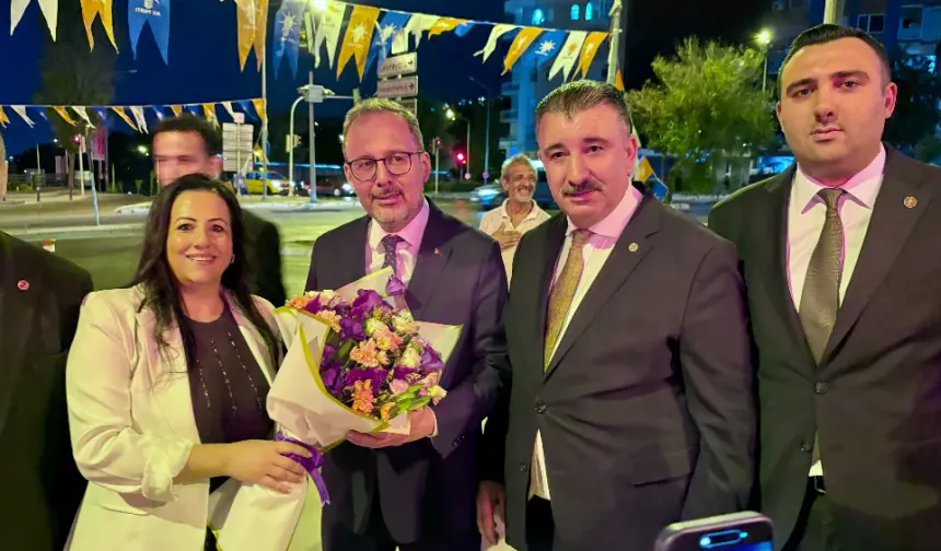 Kasapoğlu: İzmir’in kucaklayıcı siyasetiyle 2028-2029’da sandıkları patlatacağız