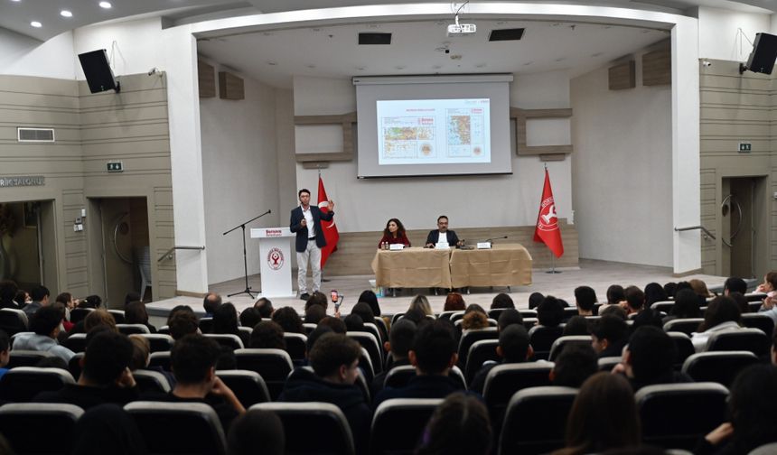 Bornova’da gençler iklim krizi ve afetlere hazırlanıyor
