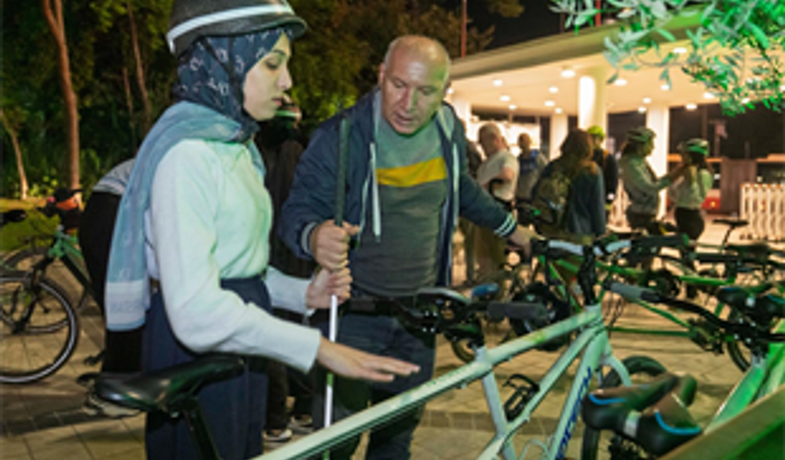 Görme engelliler Kültürpark’ta pedal çevirdi