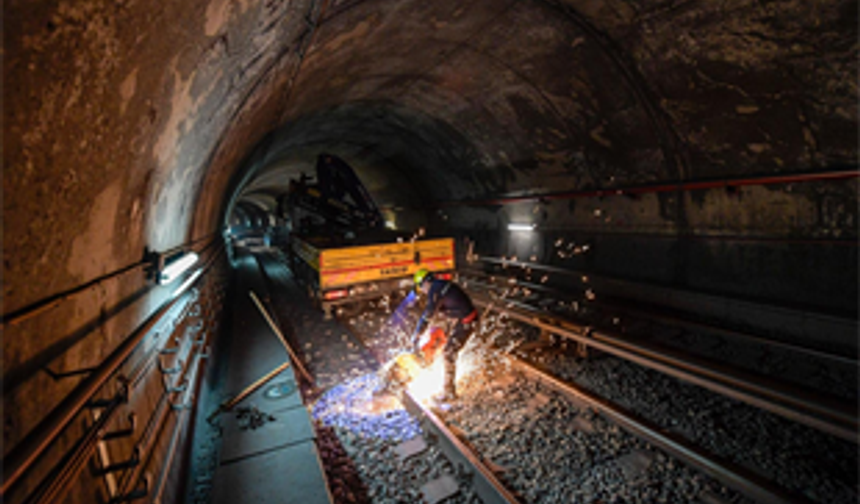 Metro raylarında değişim zamanı