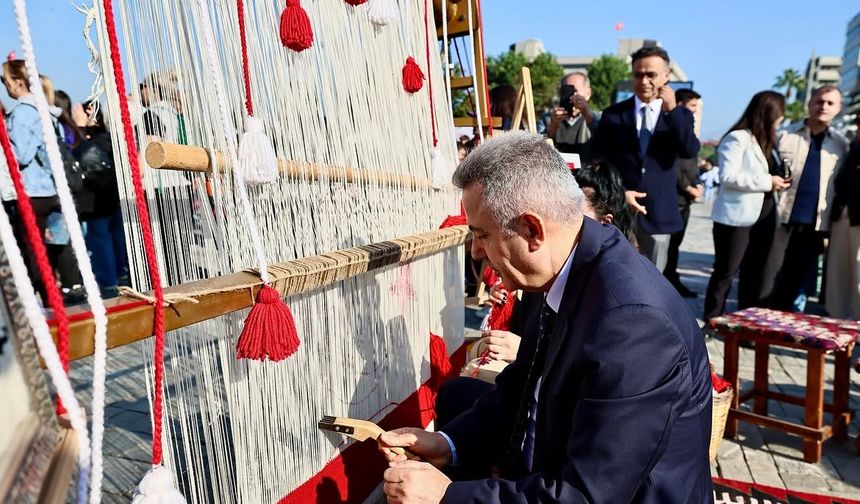 İzmir’de Cumhuriyet’in 103. yılı etkinliklerle kutlanacak