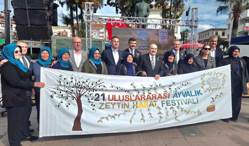 Ayvalık’ta 21. Zeytin Hasat ve Turizm Festivali başladı: Zeytinler dalında kaldı!