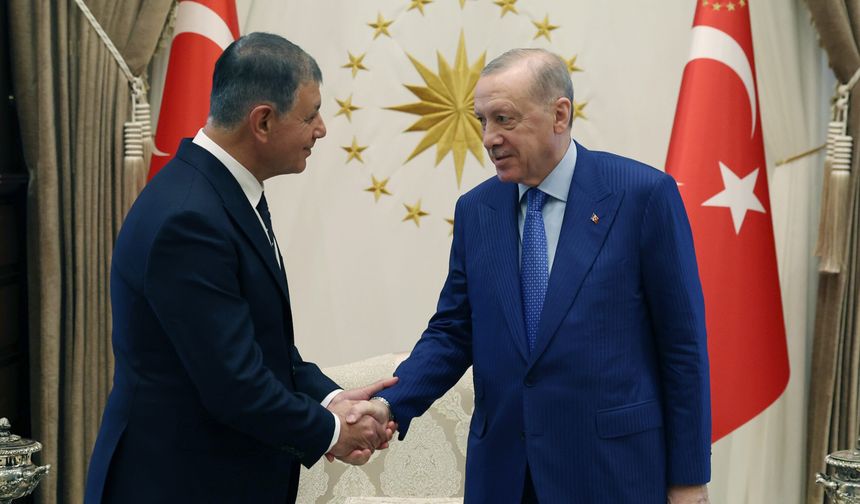 Başkan Cemil Tugay'dan Ak Parti'ye geçiş mesajı mı geldi?