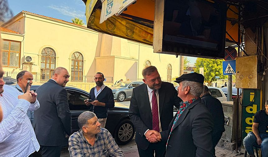 Utku Gümrükçü Torbalı’da esnaf ve vatandaşları dinledi