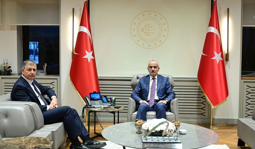 Uraloğlu ve Tugay İzmir ulaşımını görüştü